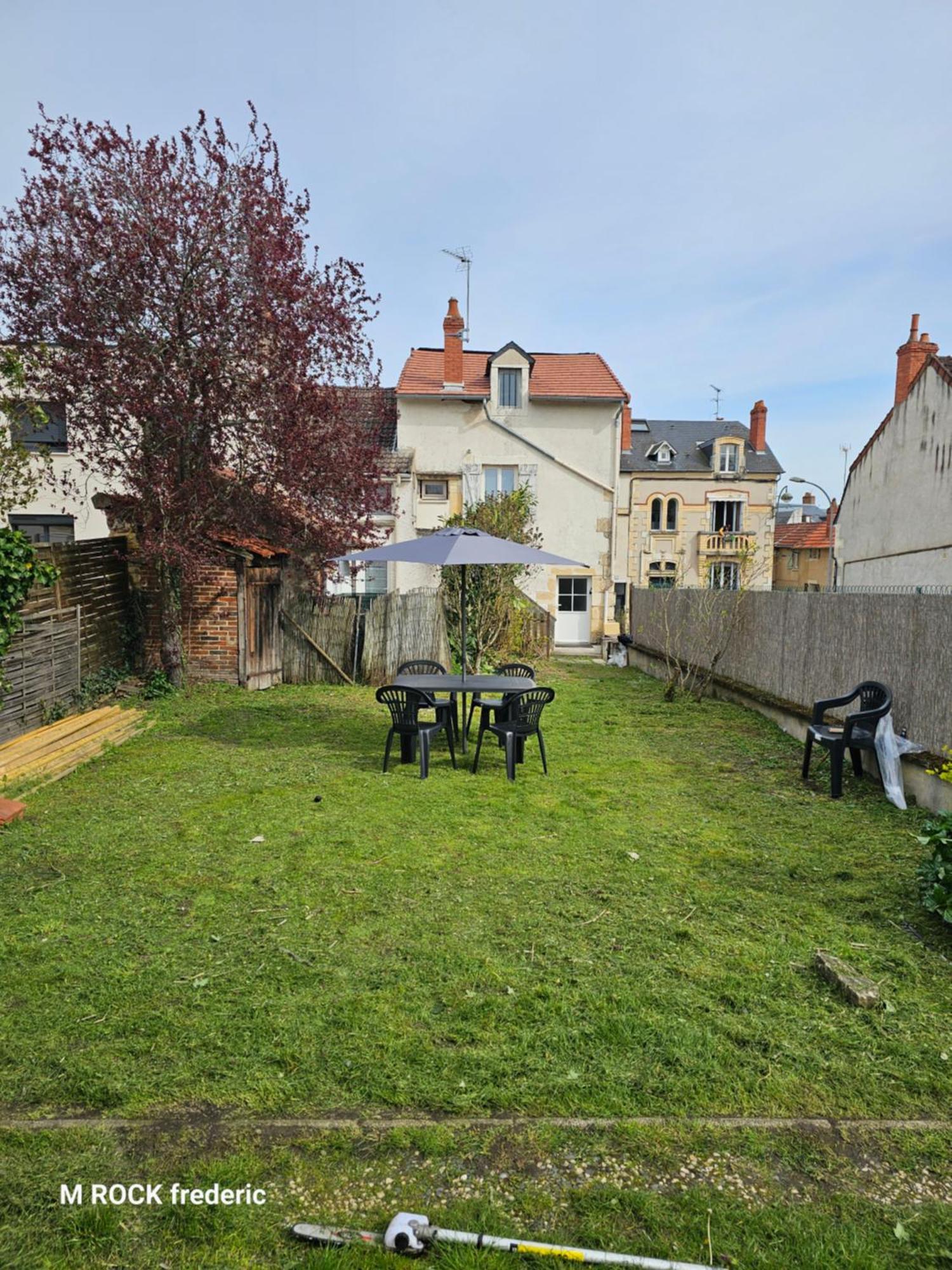 Maison De Ville Avec Jardin Privatif Nevers Ngoại thất bức ảnh
