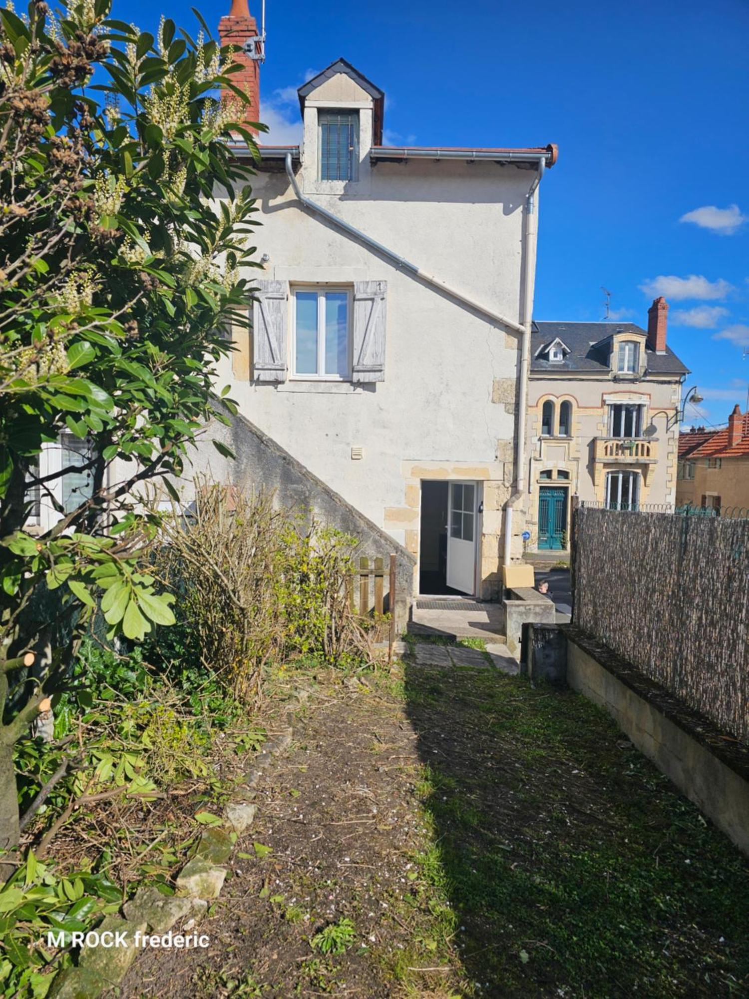 Maison De Ville Avec Jardin Privatif Nevers Ngoại thất bức ảnh